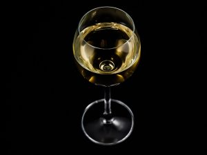 A Good Wine Glass Is the Secret